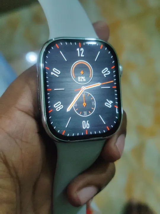 WS-S9%20MAX%20Smartwatch%20with%20AMOLED%20Display%20-%20Image%204