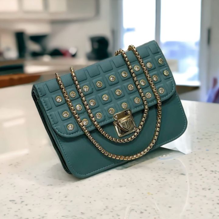 %F0%9F%8E%80%20New%20Collection%20Crossbody%20Bags%20%0A%20Used:%20party%20&%20Daily%20use%20%0A%E2%9C%A8%20Premium%20Quality%0A%E2%9C%A8%20Front%20Lock%20%0A%E2%9C%A8%20Long%20Chain%20%E2%9B%93%EF%B8%8F%20%0A%E2%9C%A8%20inside%20Zip%20Pocket%20%0A%E2%9C%A8%20Good%20Space%20%0A%E2%9C%A8%20Colors%20:%2010%20%0A%E2%9C%A8%20Very%20Demanding%20Bag%20-%20Image%202