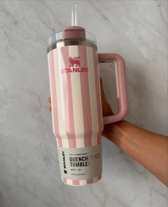 Stanley%2040%20oz%20Tumbler%20with%20Handle%20%E2%80%93%20Marble%20Edition%20%7C%20Vacuum%20Insulated%20Travel%20Mug%20with%20FlowState%E2%84%A2%203-Position%20Lid%20%7C%20Keeps%20Drinks%20Cold%20for%2011%20Hours%20&%20Hot%20for%207%20Hours%20-%20Image%208