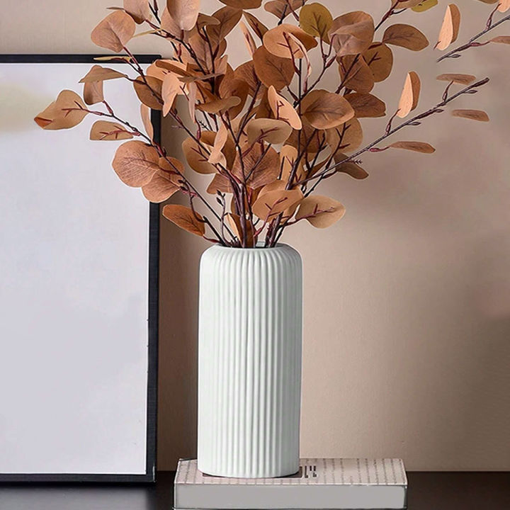 Striped%20Ceramic-Like%20Plastic%20Vase%20for%20Flowers,%20Decorative%20Floral%20Arrangement%20Display,%20Creative%20Little%20Flower%20Vase%20home%20decoration%20item%20-%20Image%202