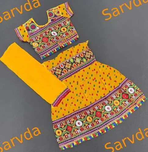 Lehenga%20Choli%20For%20kids%20Radha%20Dress%20-%20Image%203
