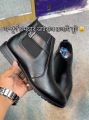 Men chelsi boot.
