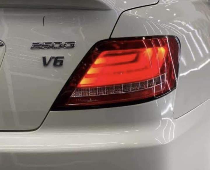 TOYOTA MARK X REAR LAVA LIGHTS Easy to install