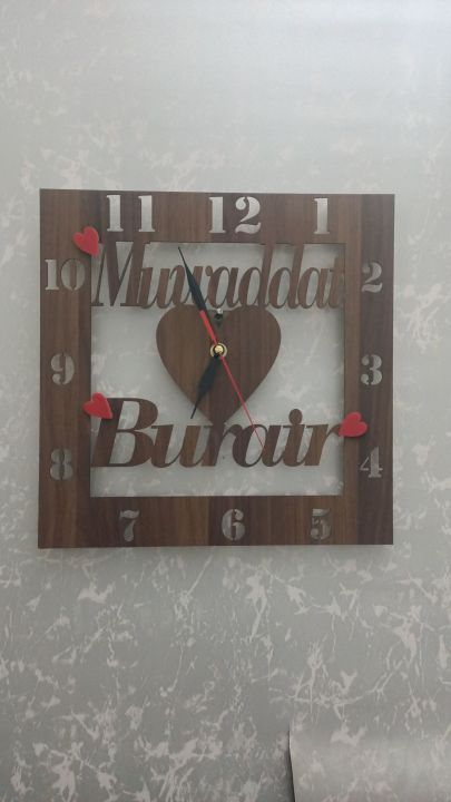 customized%20name%20clock/%20Couple%20name%20wall%20clock%20-%20Image%203