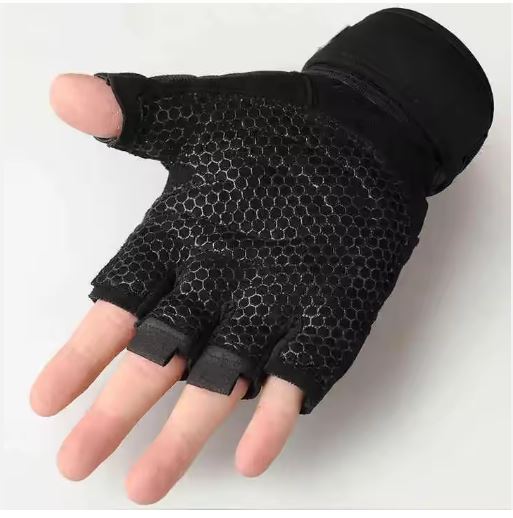 Weightlifting,%20training,%20fitness,%20hanging,%20and%20pull-ups%20are%20all%20made%20possible%20with%20ventilated%20gym%20workout%20gloves%20for%20men%20and%20women%20comes%20with%20wrist%20wrap%20support%20and%20complete%20palm%20protection.%20-%20Image%207