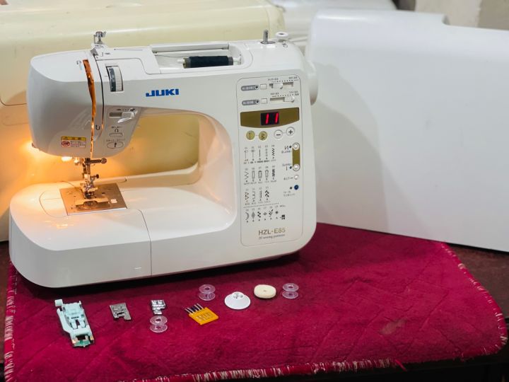Juki%20HZL%20sewing%20machine%20-%20Image%203