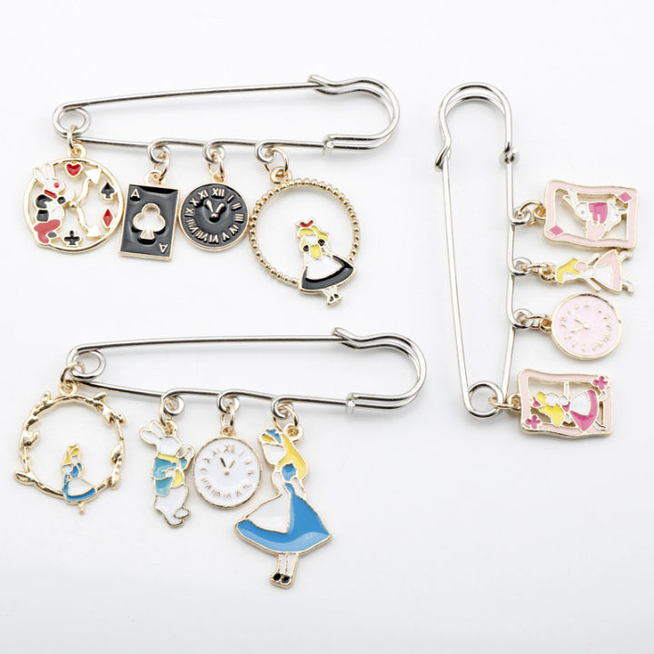 Alice Pin poker clock rabbit brooch coat collar with accessories High Quality Cosplay Props Pendant Accessories Cosplay Props