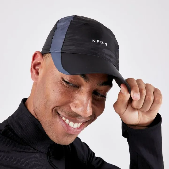 Kiprun%20adjustable%20running%20rain%20hat%2055-63%20m%20(Running%20rain%20cap%20black%20adjustable%2055-63%20cm)%20-%20Image%205