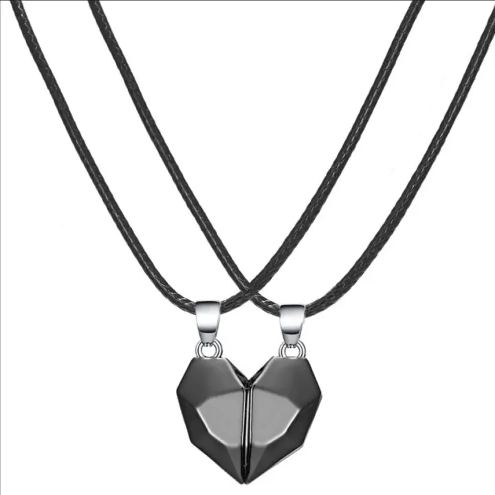 Special%20Gift%20for%20Your%20Lover%20%20Heart%20pendant%20pair%20(With%20Box)%20-%20Image%205