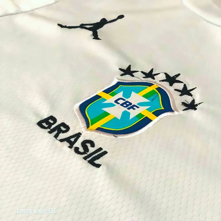 Brazil%20Away%20Jersey%202025%20White%20Edition%20Football%20Sports%20T-Shirt%20for%20Men%20-%20Image%203