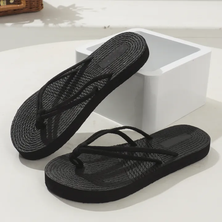 Ladies%20student%20fashion%20trend%20features%20pure%20black%20double%20strap%20anti-slip%20wear-resistant%20soft%20sole%20flip-flops%20-%20Image%206