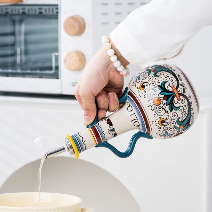 Bohemia%20Oil%20Storage%20Dispenser%20Underglaze%20Embossed%20Container%20Ceramic%20Household%20Oil%20Bottle%20Oil%20Vinegar%20Kitchen%20Accessories%20-%20Image%202