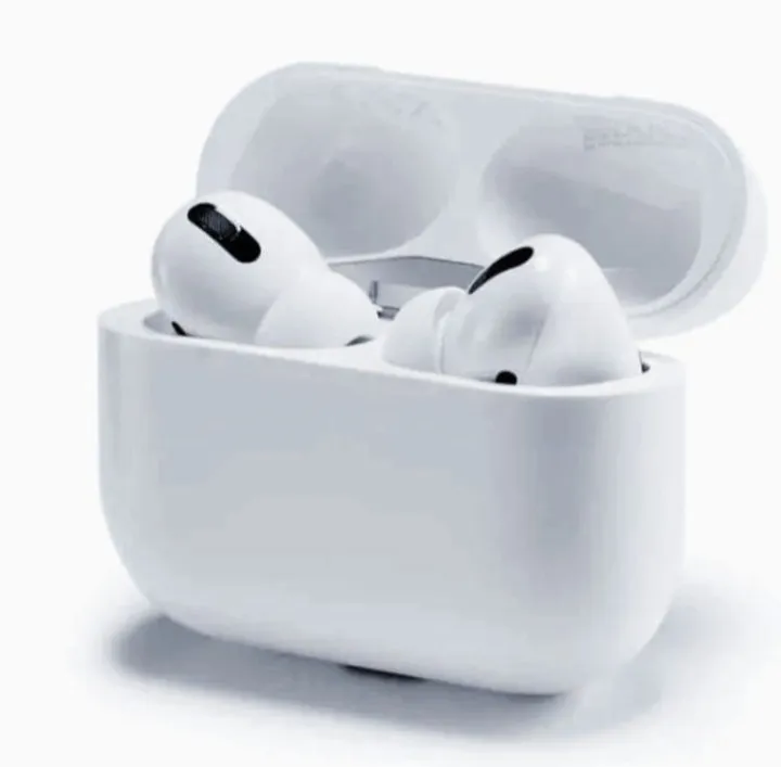 True%20Wireless%20Bluetooth%20Airpods%20-%20Image%203