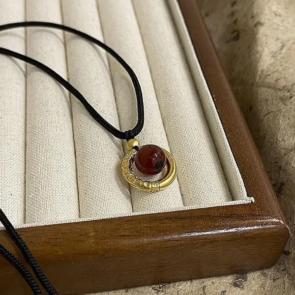 Acacia%20Bean%20Safe%20Buckle%20Necklace%20Women's%20Light%20Luxury%20High-end%20Gankun%20Ring%20Pendant%20Girlfriend%20New%20Chinese%20Style%20Woven%20Rope%20Neck%20Chain%20Trendy%20-%20Image%204