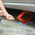 SCISSOR JACK CAR LIFTER. 