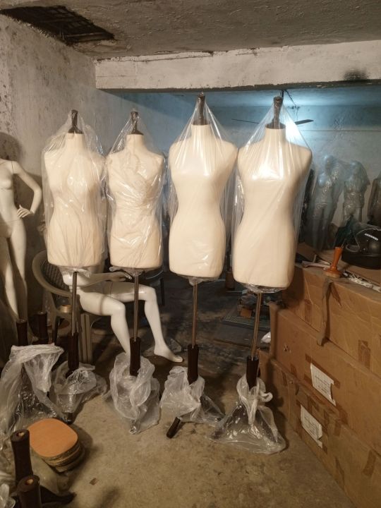 Half%20Body%20Women%20mannequins%20For%20Sale%20-%20Image%203