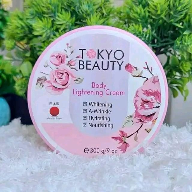 Tokyo%20Beauty%20Whitening%20Body%20Cream%20300g%20-%20Image%203