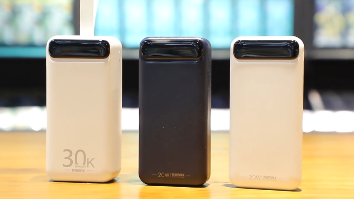REMAX RPP-522 30000mAh PD20W+QC22.5W Fast Charging 3 Output & 2 Input ...