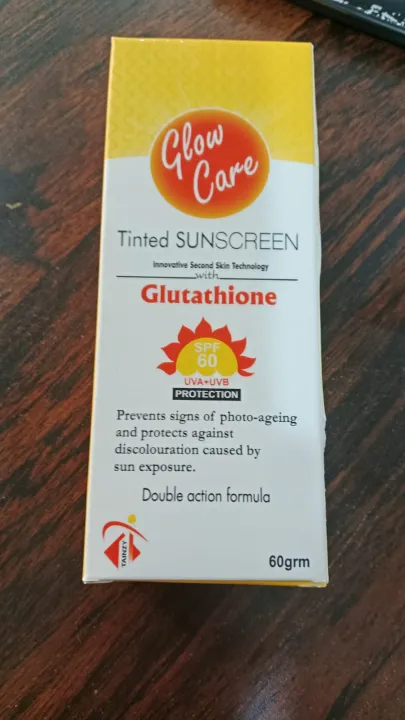 Glowcare%20Tinted%20Sunscreen%20-%20Image%204