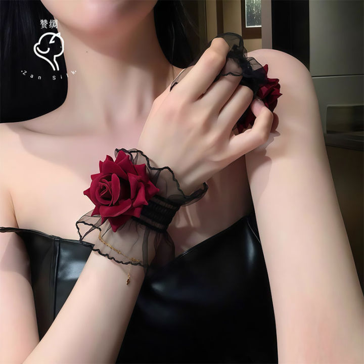 Lolita%20Short%20Hand%20Sleeve%20Gloves%20Lace%20Rose%20Flower%20Wrist%20Cuffs%20Ruffled%20Floral%20Elastic%20Bracelet%20Women%20Cosplay%20Clothing%20Wristband%20-%20Image%204