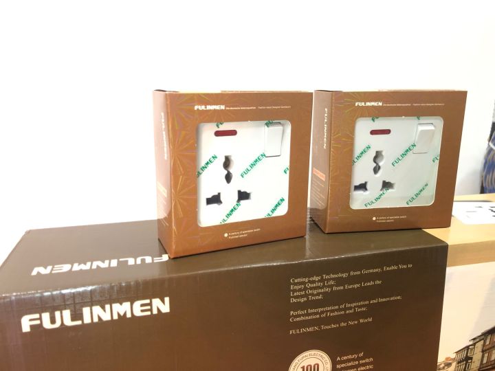 Universal%20wall%20switch%20socket%20/%20multi%20plug%20-%20plug%20base%203%20hole%20switched%20socket%20outlet%20-%20FULINMEN%20-%20Image%203