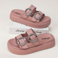 Women's Fashion Thick Sole Sandals - Adjustable Strap Flip Flops, Flat Open-Toe Beach Slides for Outdoor Summer Wear.