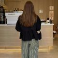 MUJER Ruffle Blouses Woman Puff Sleeve Shirts and Blouses for Women White Black Ruched Crop Top Female Ruched Women's Blouse. 