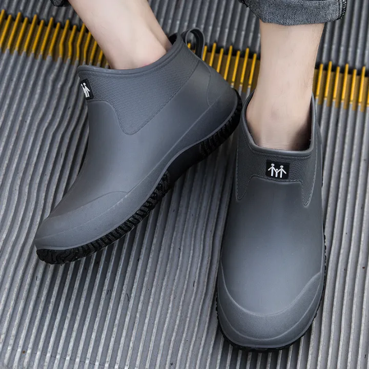 Women's%20Ankle%20Rain%20Boots%20Summer%20Wear-resistant%20Anti-Slip%20Couple%20Men%20And%20Women%20Short%20Rubber%20Boots%20Suitable%20For%20Outdoor%20Camp%20-%20Image%205