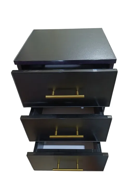 Side%20Table%20with%203%20Drawer%20for%20Large%20Storage%20Chester%20Drawers%20Space-saving%20customize%20-%20Image%204