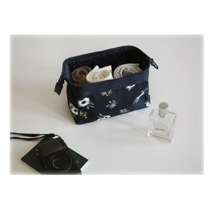 New%20Fashion%20Cosmetic%20Bag%20Women%20Waterproof%20Flamingo%20Makeup%20Bags%20Travel%20Organizer%20Toiletry%20Kits%20Portable%20Makeup%20Bags%20Beautician%20-%20Image%206