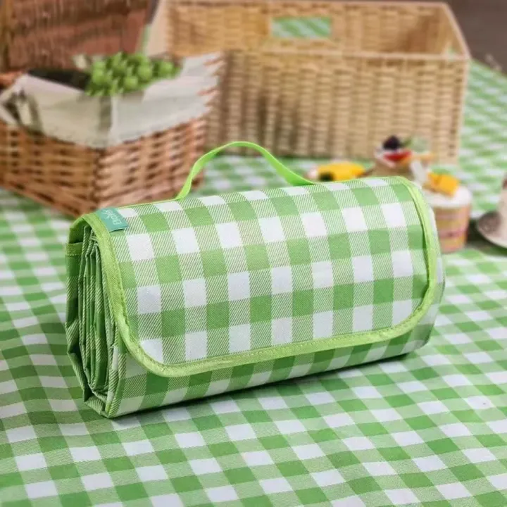 Large%20Beach%20Blanket%20Outdoor%20Picnic%20Blankets%20Waterproof%20Sandproof%20Portable%20Blankets%20Foldable%20and%20Lightweight%20for%20Camping%20-%20Image%203
