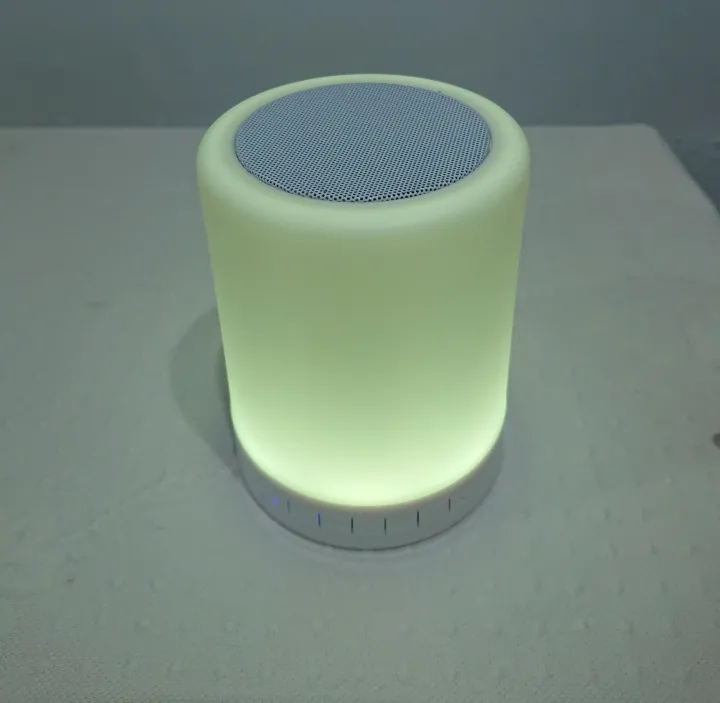 Bluetooth%20Speaker%205watt%20with%208%20Colourful%20Modes%20-%20Image%205