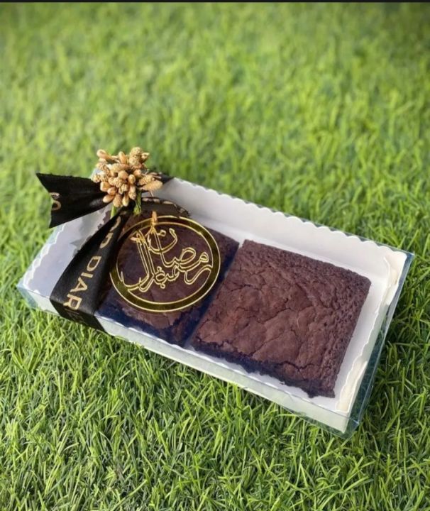 10%20PICS_White%20Lid%20Box%20For%20Brownie/Bento/Donuts%20-%20Image%203