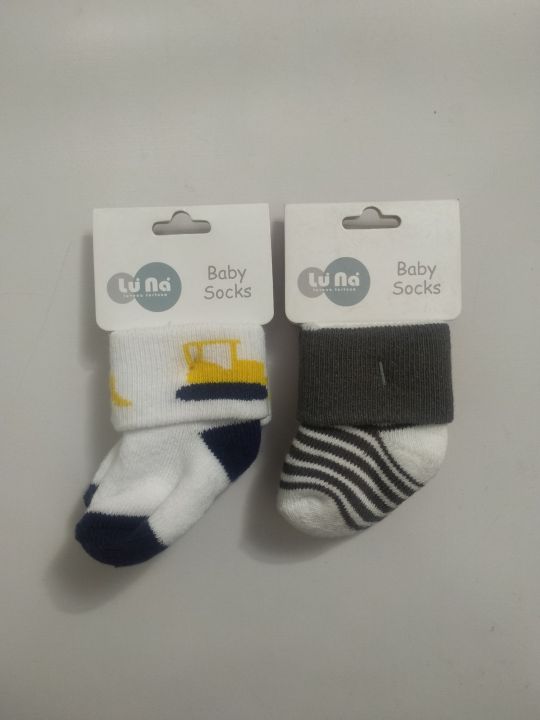 Pack%20of%202%20socks%20for%20newborn%20baby%20-%20Image%203