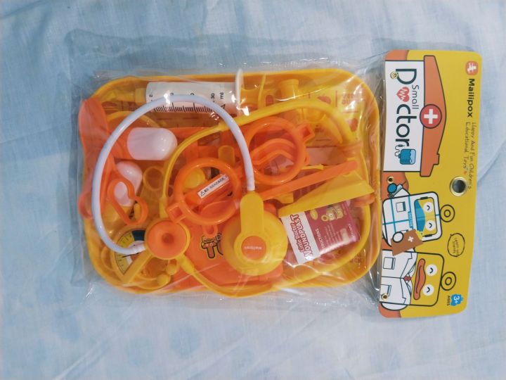 Docotr%20Set,%20kids%20play%20set,%20kids%20doctor%20set,%20doctor%20equipments%20for%20kids,%20playying%20set,%20docotr%20tray%20set,%20high%20quality%20Doctor%20set,%20pretented%20play%20set,%20medical%20set,%20medical%20kit.%20-%20Image%206