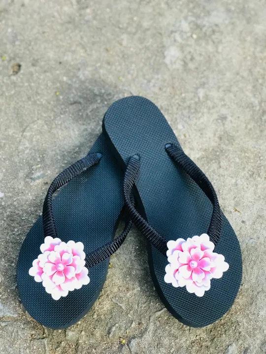 Flower%20slippers%20%F0%9F%8C%B8%20-%20Image%202