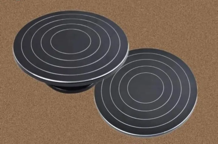 Heavy%20Duty%20Cake%20Rotating%20Turntable%20Metal%20High%20Quality%20-%20Image%202