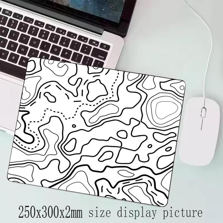 Patterned%20lines%20mouse%20pad%20-%20various%20sizes-square%20-computer%20office%20game%20table%20pad%20-%20%20non-slip,%20small%20decorative%20desktop%20pad%20-%20Image%202