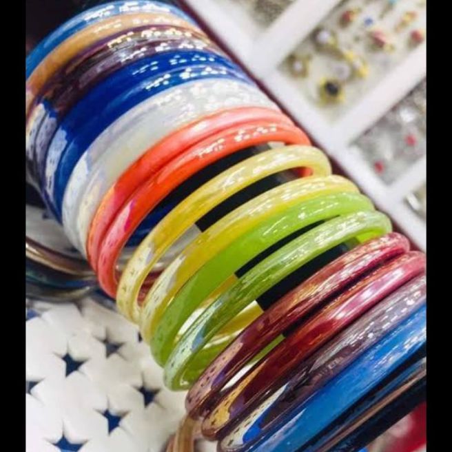 Reshmi%20kacher%20churi%20kachbala%20for%20women%20-%2012/24%20pcs%20-%20Image%204