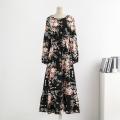 Spring Autumn Women Chiffon Dresses Casual Floral Printed Bark Crinkling Long Dresses O-neck Long Sleeve Loose Muslim Maxi Dress.
