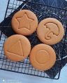 Squid Game Dalgona Biscuits – Korean Honeycomb Candy Cookies with Shapes – Fun Challenge Snack. 