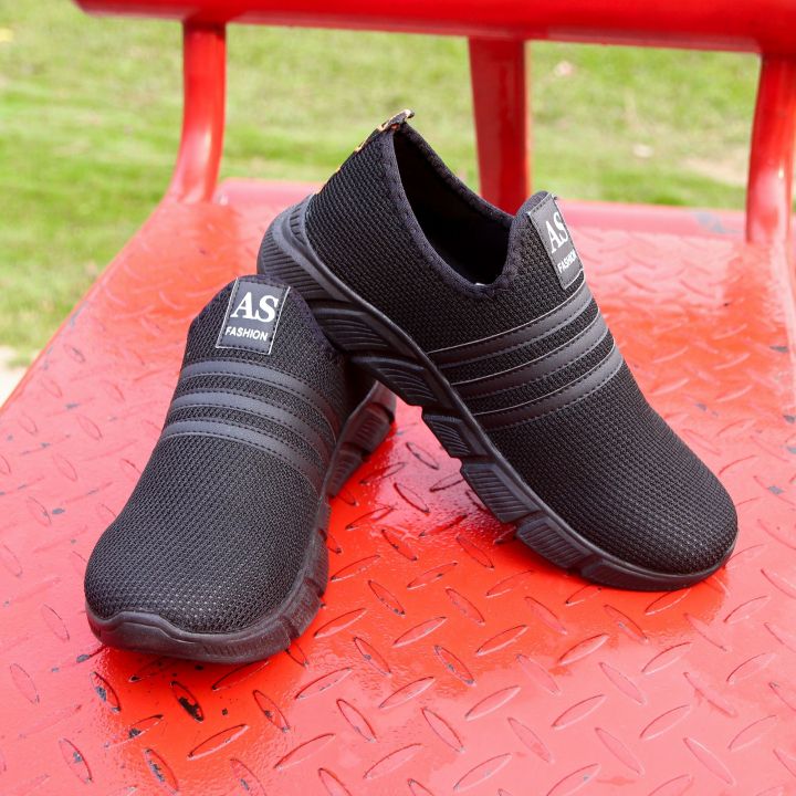 Men's%20Canvas%20Slip-On%20Loafers%20-%20Lightweight%20Casual%20Shoes%20for%20Men%20&%20Boys%20-%20Stylish%20Breathable%20Flat%20Walking%20Sneakers%20-%20Gym%20&%20Running%20Shoes%202026%20-%20Image%204
