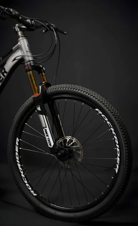 ROCKRIDER%20STUNT%20SEEKER%20Frame:%2026",%206061%20Light%20weight%20alloy%20with%20Internal%20Cable%20Routing.%20-%20Image%202