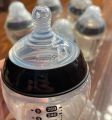 tommee tippee feeder/ feeding bottle 260ml. 