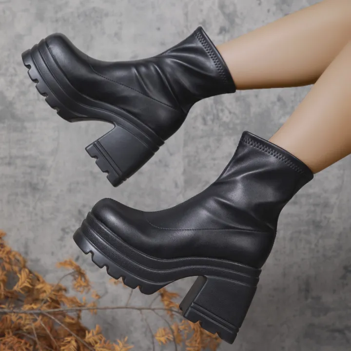 Women%20New%20Fashion%20Short%20Boots%20Women%20%20Leather%20Boot%20Square%20toe%20casual%20Zipper%20high%20heels%20Casual%20thick%20soled%20women%20shoes%20Zapatos%20-%20Image%204