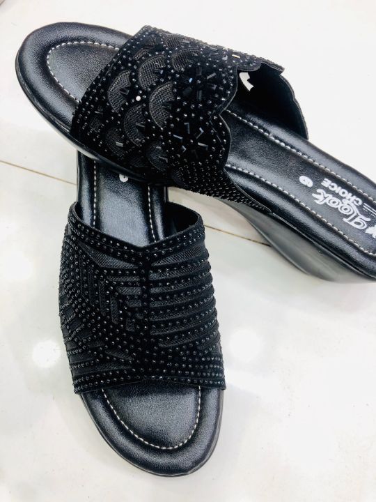 Trendy%20Black%20Slip-On%20Heels%20for%20Women%20-%20Comfortable%20Nylon,%20Eid%20Collection%20-%20Image%202