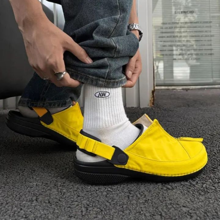 2026%20New%20Lightweight%20Slip-On%20Beach%20Shoes%20Thick%20Bottom%20Outdoor%20Couples%20Slippers%20Easy%20to%20Wear%20Home%20Comfortable%20Sandals%20-%20Image%205