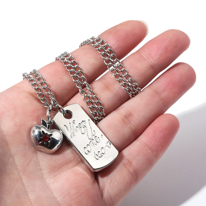 2Pcs/Set%20Game%20Love%20and%20Deepspace%20Caleb%20Necklace%20Keychain%20Summer%20Day%20Apple%20Clavicle%20Bag%20Pendant%20Women's%20Jewelry%20Accessories%20Gift%20-%20Image%204
