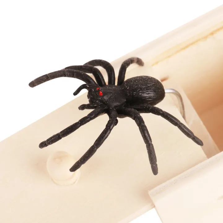 Tricky%20Toy%20Simulation%20Spider%20Wooden%20Box%20Spoof%20Insect%20Spider%20Box%20Creative%20Haunted%20House%20Horror%20Scene%20Layout%20Small%20Wooden%20Box%20-%20Image%203