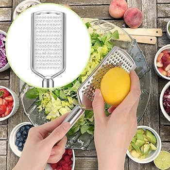 Mini%20Cheese%20Grater%20For%20Vegetables%20-%2025Cm%0A%0ACompact%20And%20Handy%20Tool%20For%20Grating%20Vegetables%20With%20Ease%20-%20Image%202
